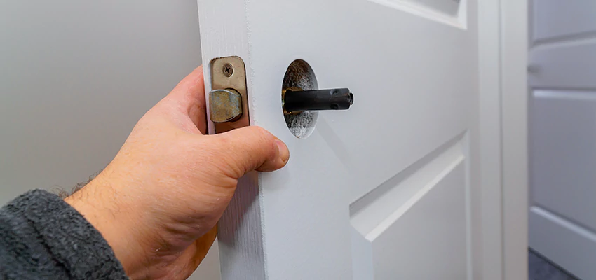 Nighttime Locksmith For Lock Repair in Davis, CA